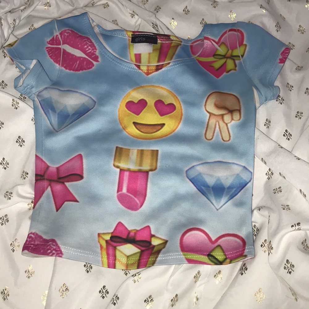 Emoji crop top